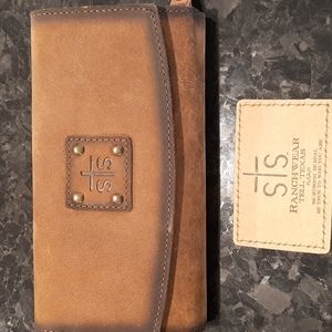 STS RANCHWEAR BARONESS TRIFOLD WALLET BRAND NEW